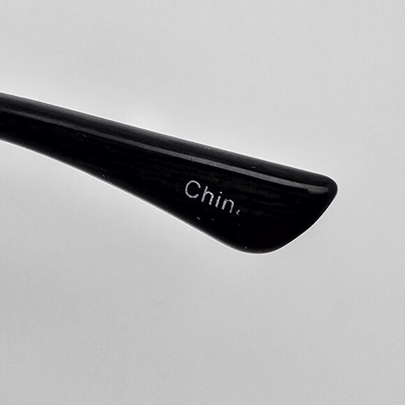 *SOLD* Tahari TM139 Grey Black Frame Green Gradient Lens Aviator Sunglasses 57mm - Picture 9 of 13